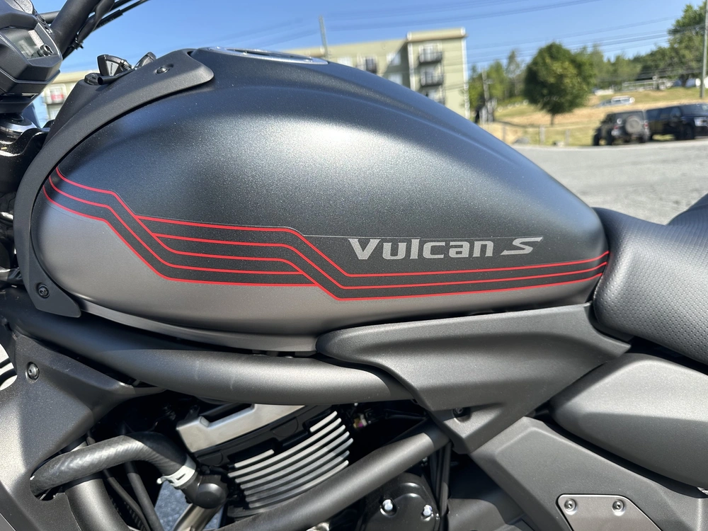 2025 Kawasaki Vulcan S alt