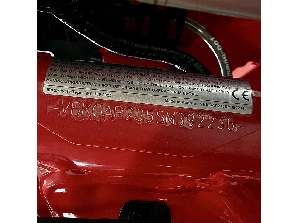 2025 Gas Gas Mc 300 alt