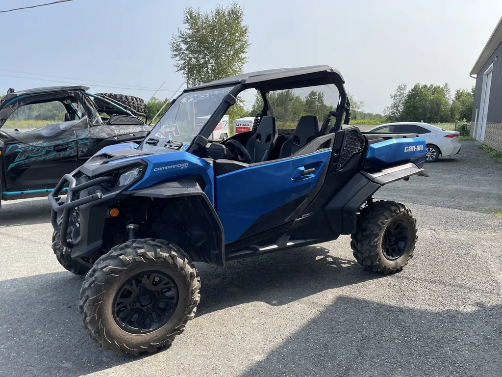 2023 Can-Am Commander XP 1000 XT