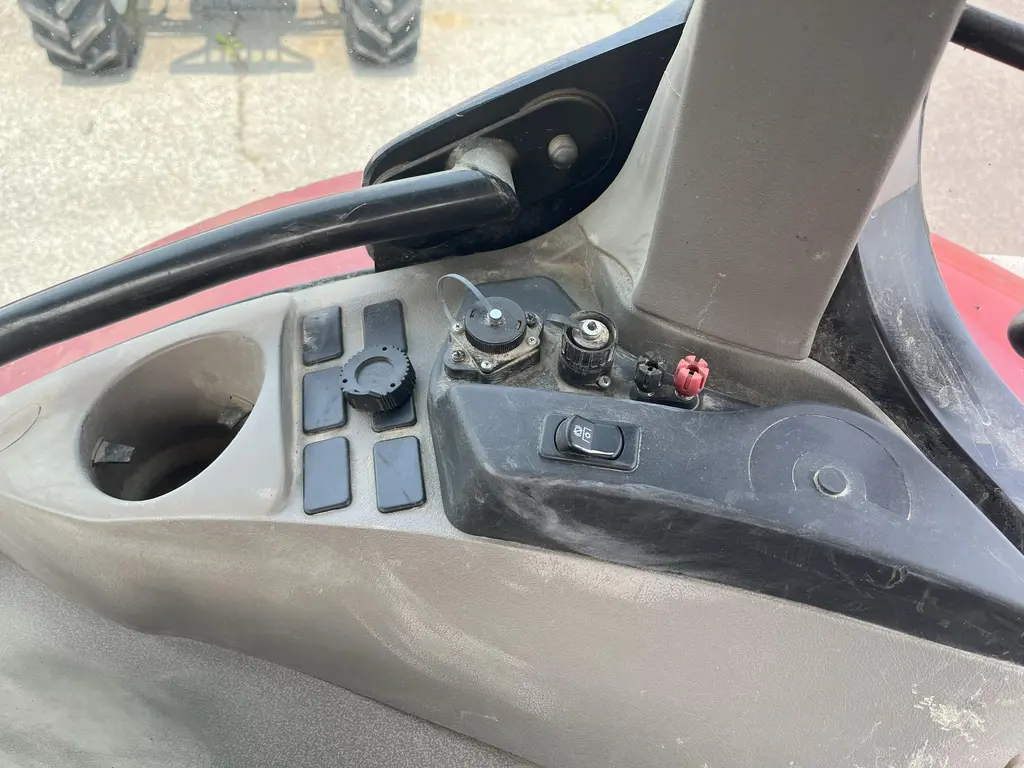 2019 Case IH Maxxum 150 A8