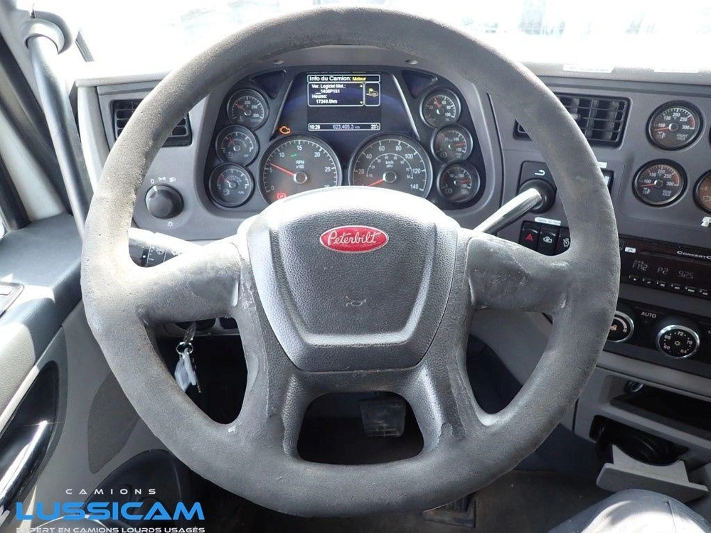 2015 Peterbilt 567