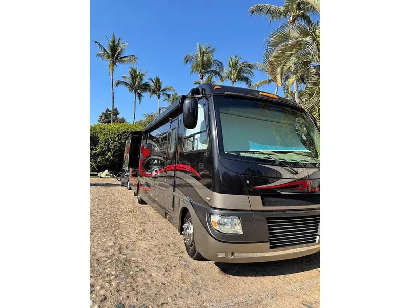 2012 Thor SERRANO 34M