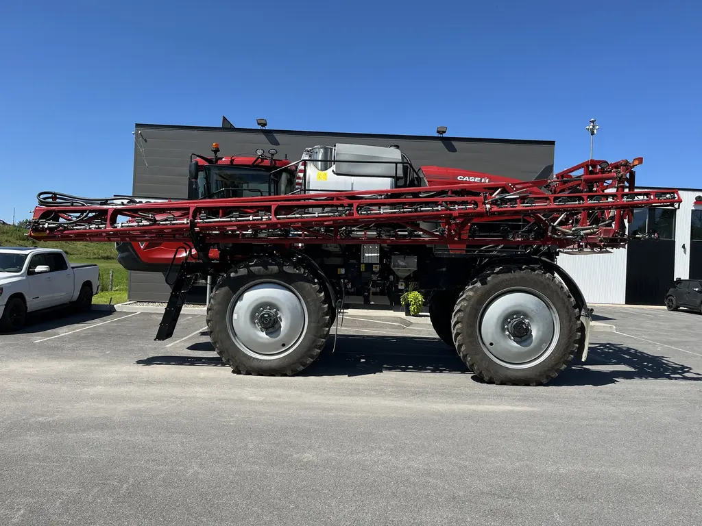 2023 Case IH Patriot 4450