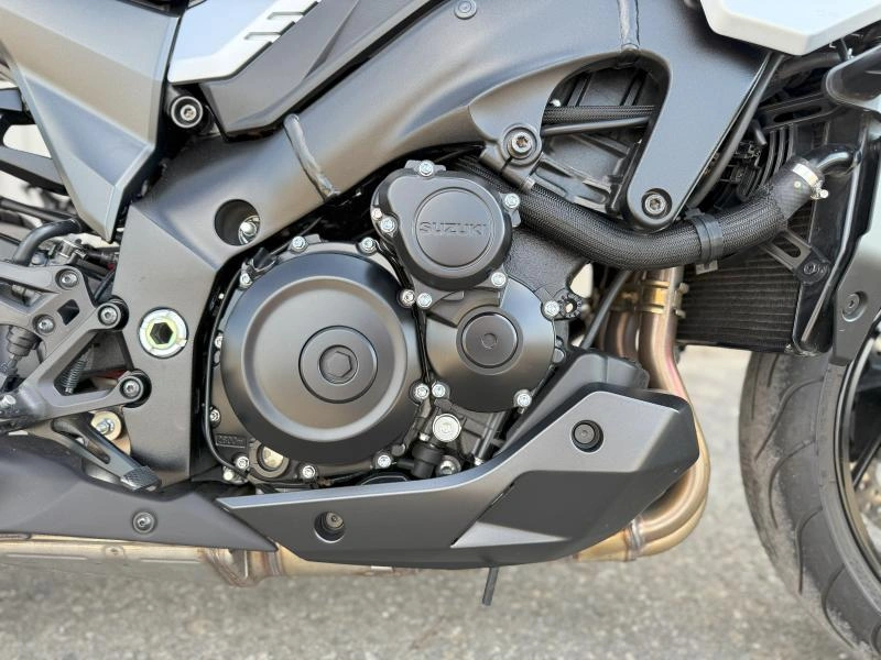 2020 Suzuki Katana alt