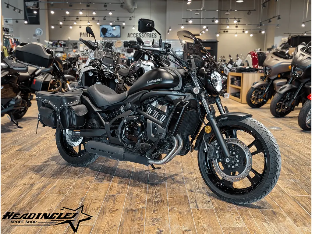 2024 Kawasaki Vulcan S // Metallic Flat Spark Black