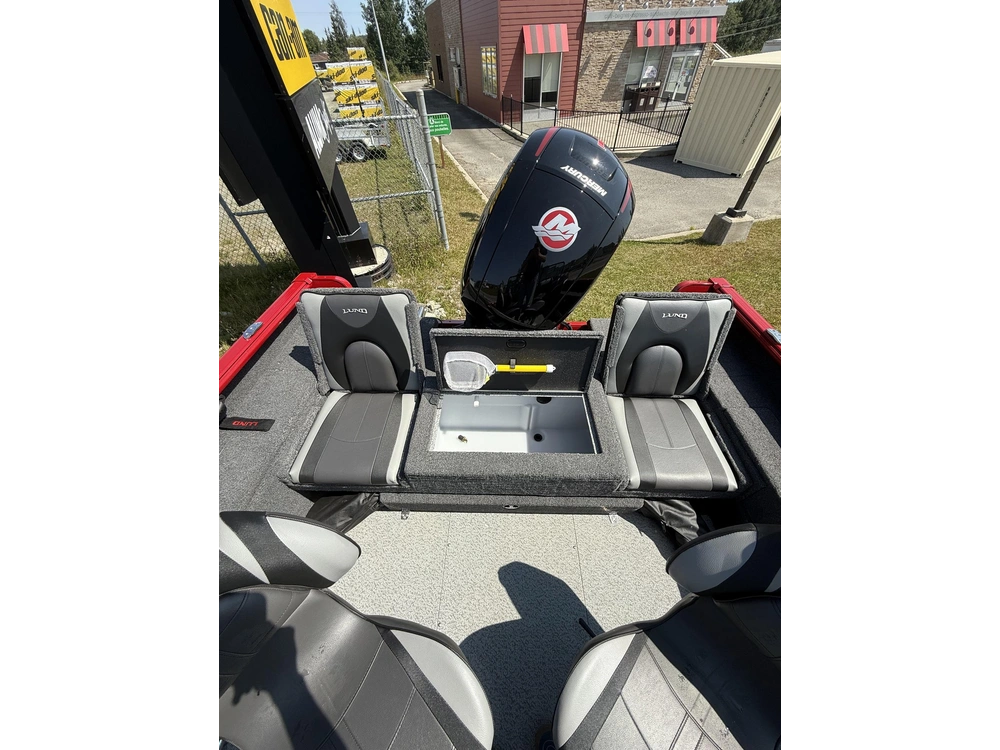 2023 Lund Boat Co 1875 Impact Xs Z18ix alt