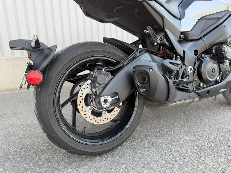 2020 Suzuki Katana alt