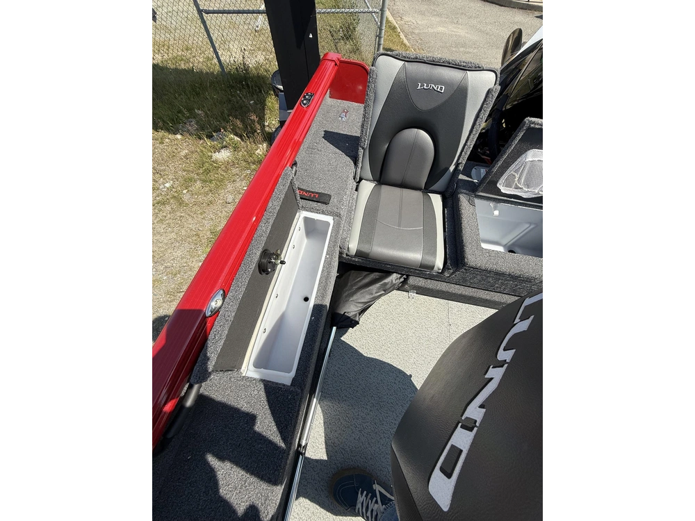 2023 Lund Boat Co 1875 Impact Xs Z18ix alt