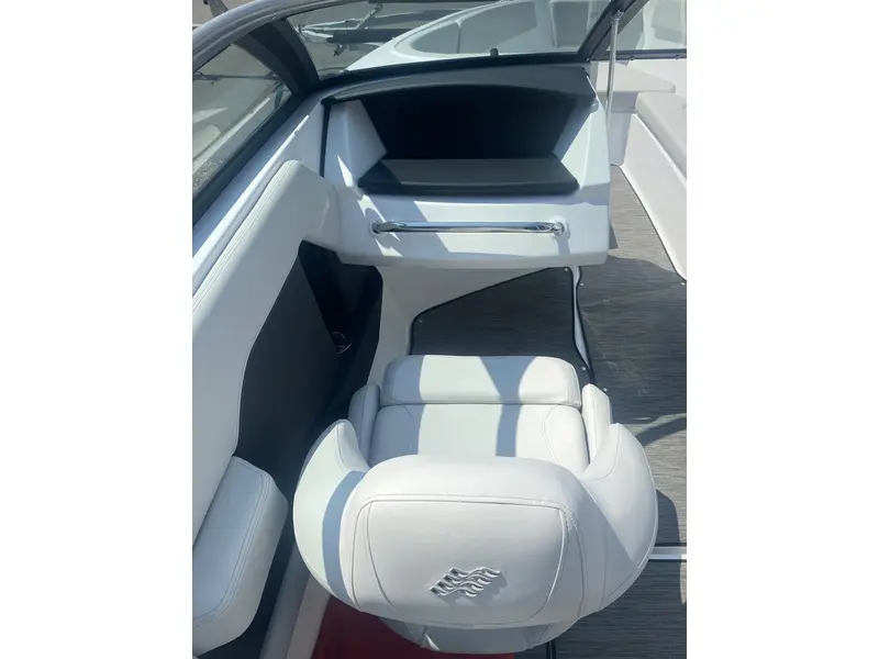 Four Winns H4 FREEDOM MERCRUISER 4.5L 2026