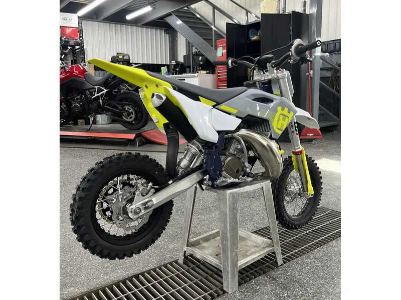 2025 Husqvarna TC 50 thumbnail 2