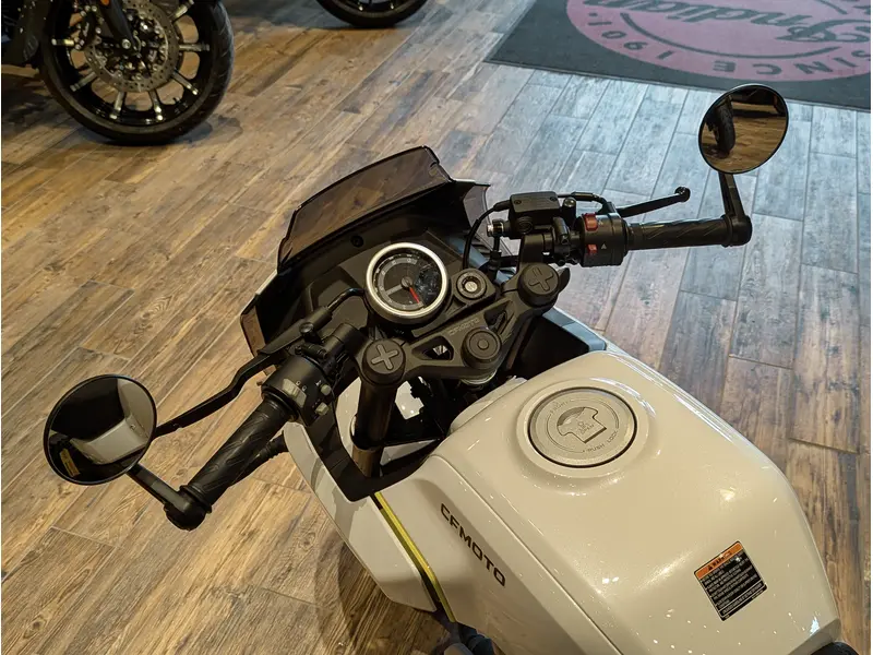 2024 CFMOTO Papio SS // Nebula White