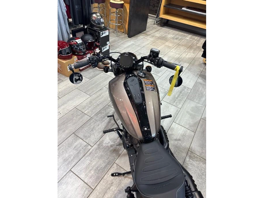 Indian Motorcycle Scout Bobber Limited Tech 2025 alt