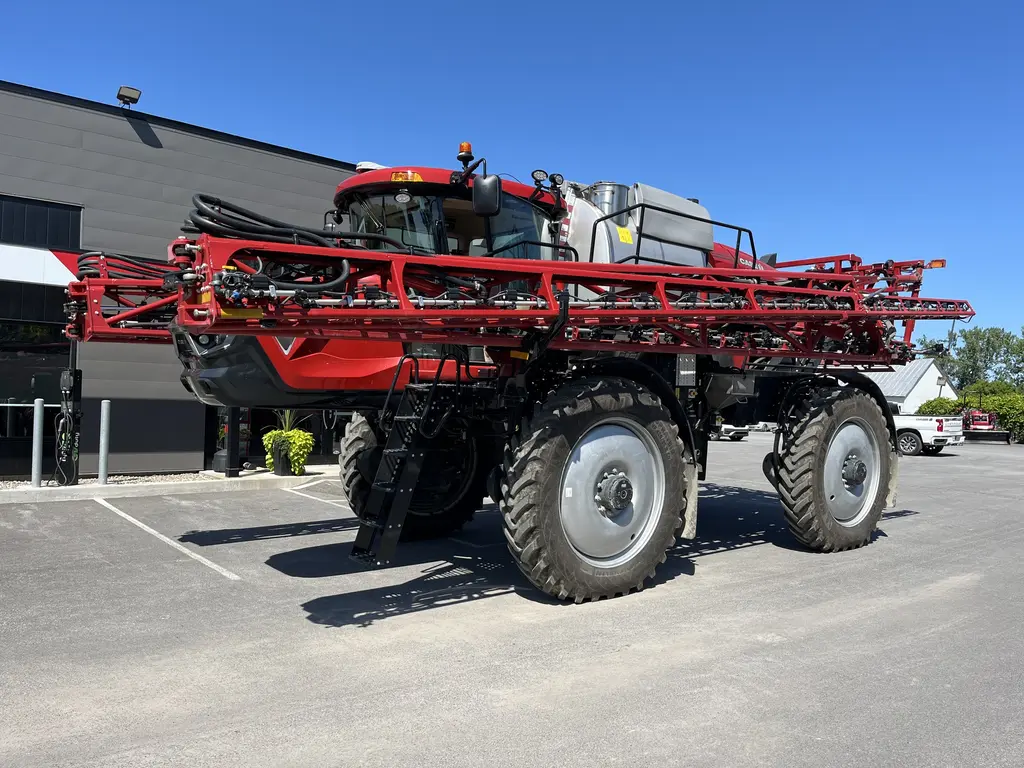 2023 Case IH Patriot 4450