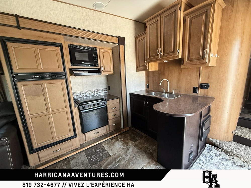 2016 Crossroads Cruiser Aire 28se alt