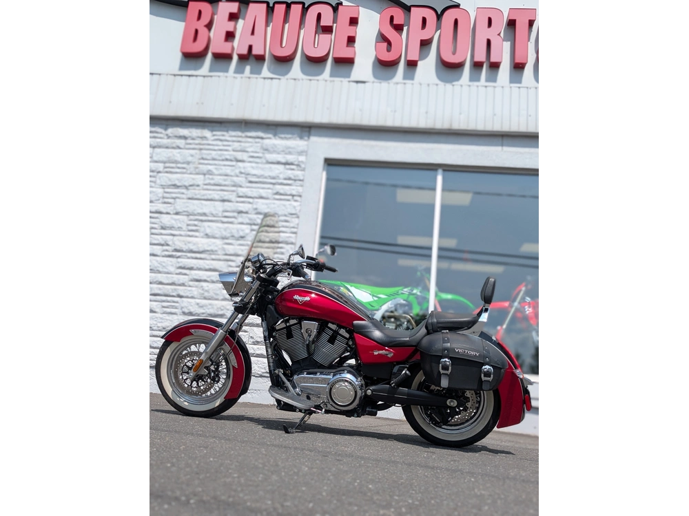 Victory Motorcycles Boardwalk Board Walk 106 Cubes 2014 alt