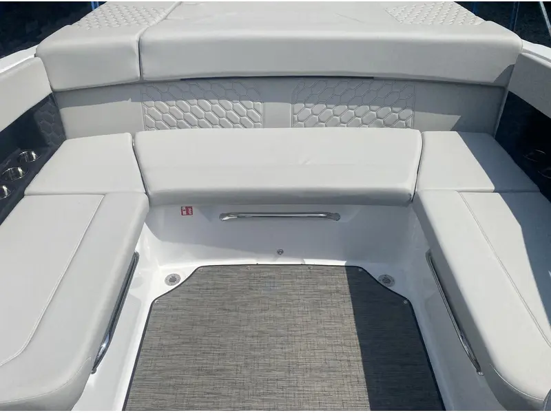 Four Winns H4 FREEDOM MERCRUISER 4.5L 2026