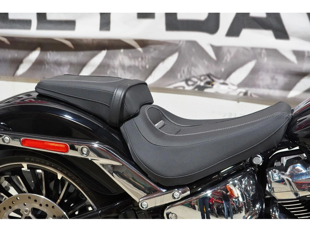 2025 Harley-davidson Fxbr Breakout alt