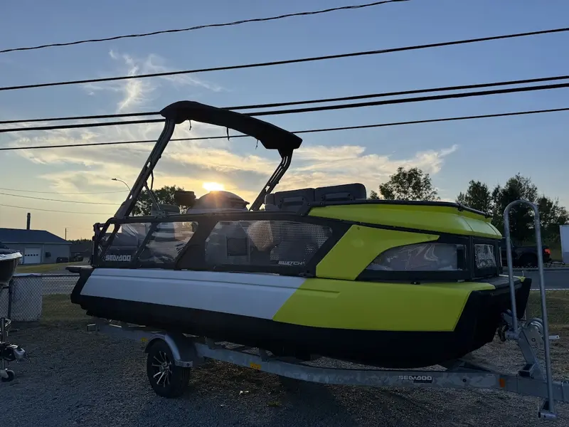 2024 Sea-Doo Switch Cruise 21' 230hp