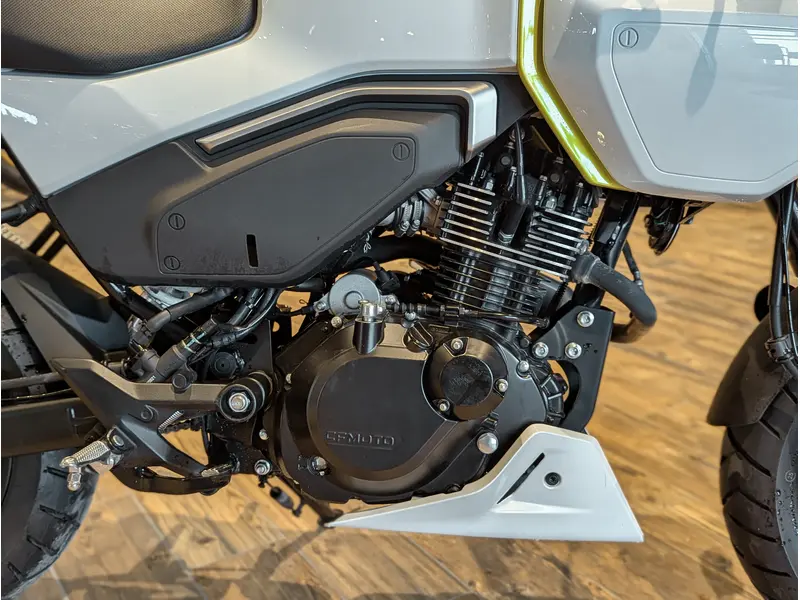 2024 CFMOTO Papio SS // Nebula White