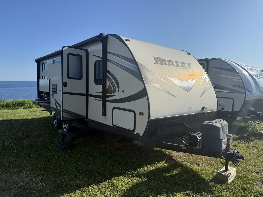 2016 Autre 243BHS Bullet