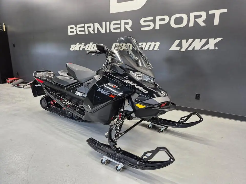2022 Ski-Doo MXZ X 600R