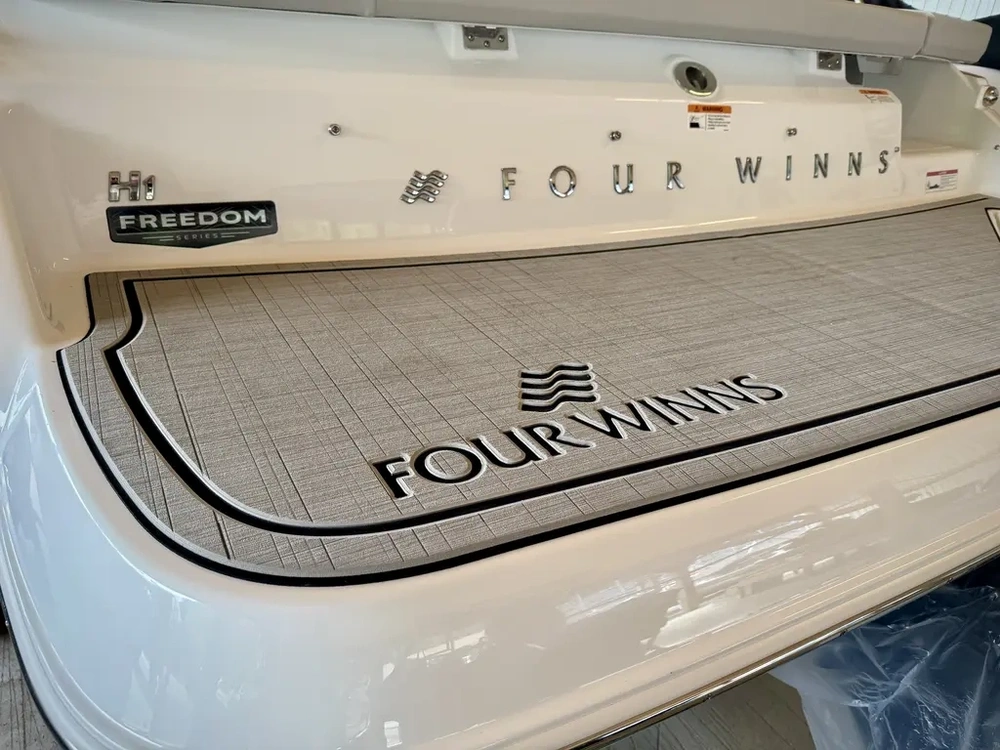 2026 Four Winns H1 Freedom Mercruiser 4.5l alt