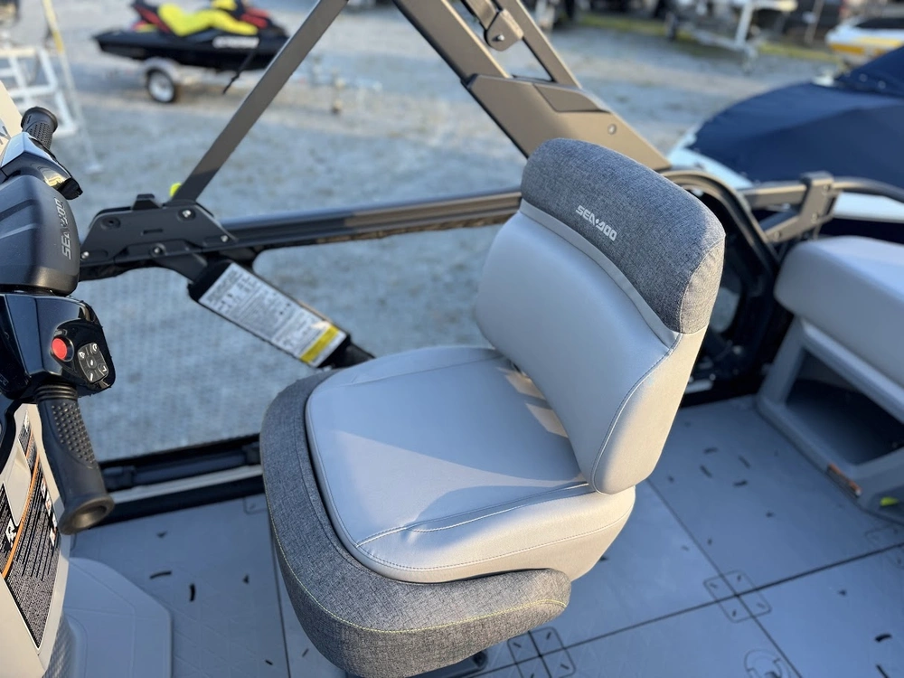 2024 Sea-doo Switch Cruise 21' 230hp alt