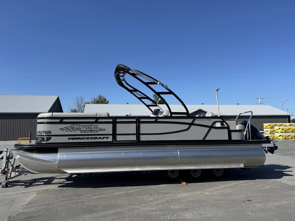 Princecraft Quorum 23rl 2025 alt