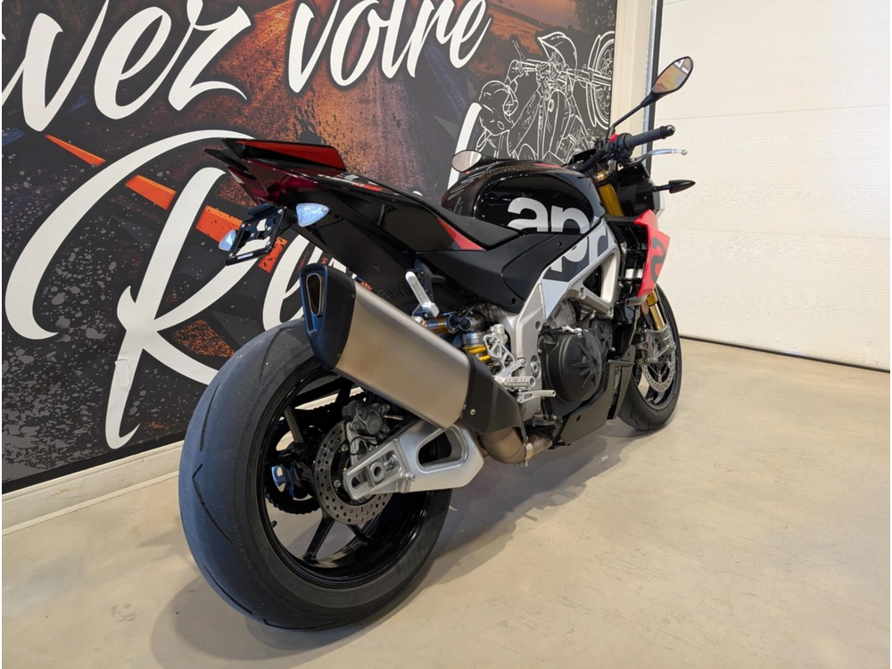 Aprilia 1100 Tuono Factory 2023 alt