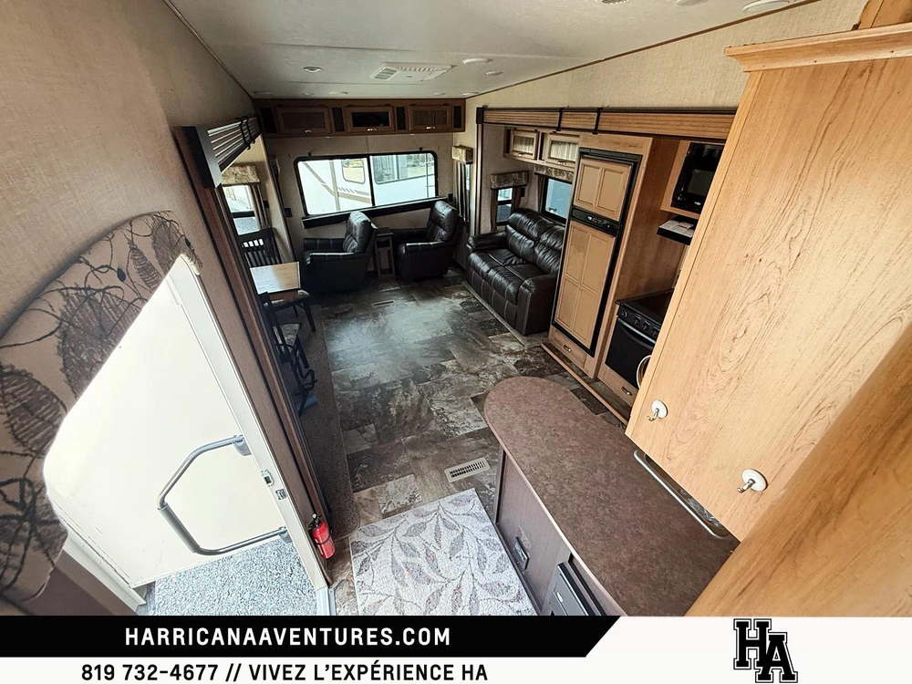 2016 Crossroads Cruiser Aire 28se alt