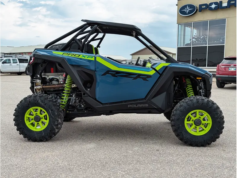 2025 Polaris RZR Pro XP Ultimate // Zenith Blue thumbnail 8