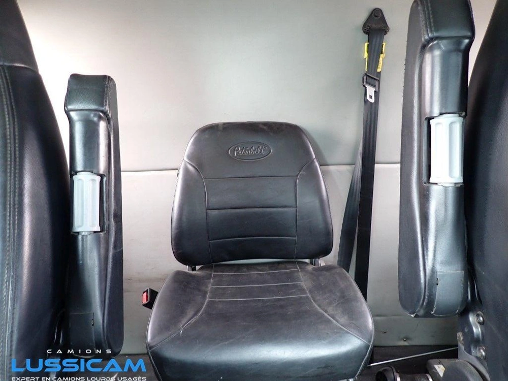 2015 Peterbilt 567