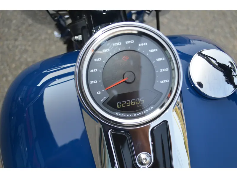 2023 Harley-Davidson FLFBS FAT BOY 114 thumbnail 6