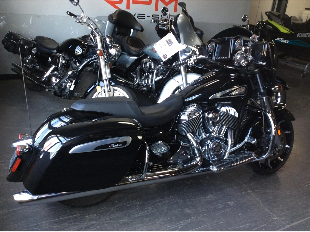 2019 Indian Motorcycle Chieftain Limited alt