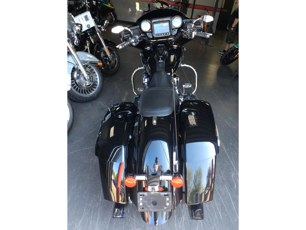 2019 Indian Motorcycle Chieftain Limited alt