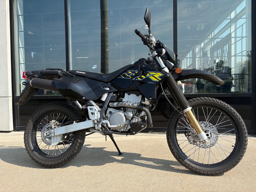 Suzuki Drz 400 S 1600 Km 2023 alt