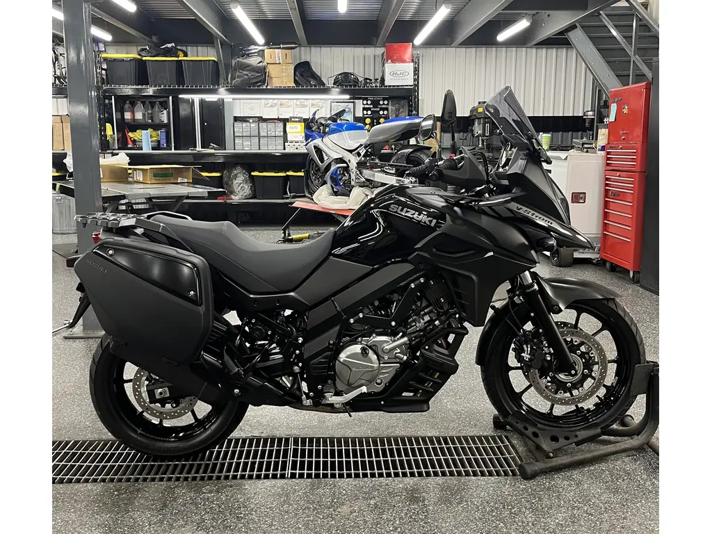 2024 Suzuki DL650AM4
