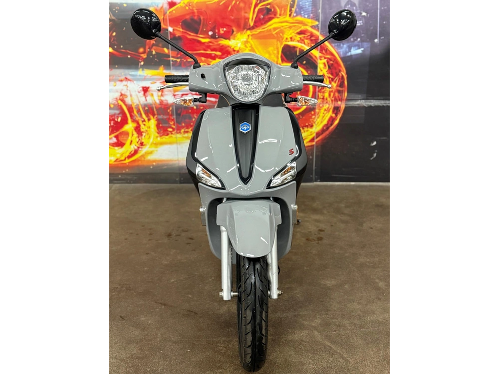 2024 Piaggio Liberty S alt