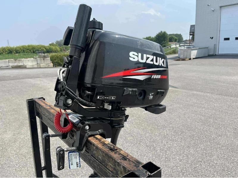Suzuki Df4s 2015 alt