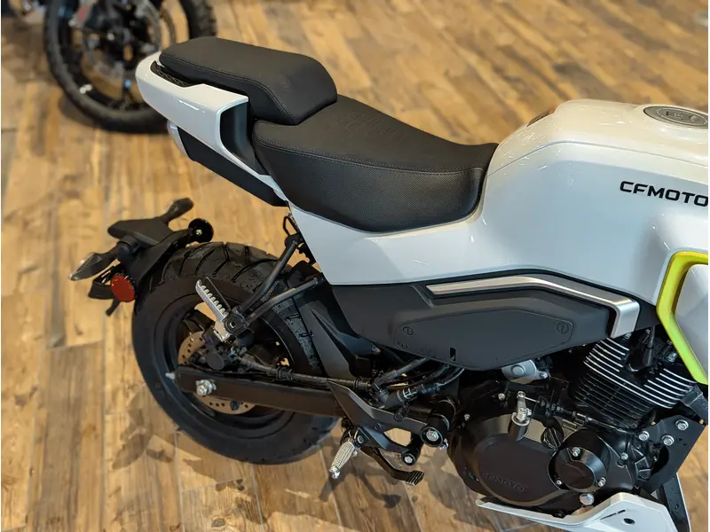 2024 CFMOTO Papio SS // Nebula White