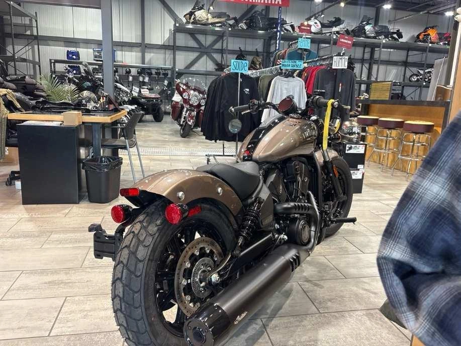Indian Motorcycle Scout Bobber Limited Tech 2025 alt