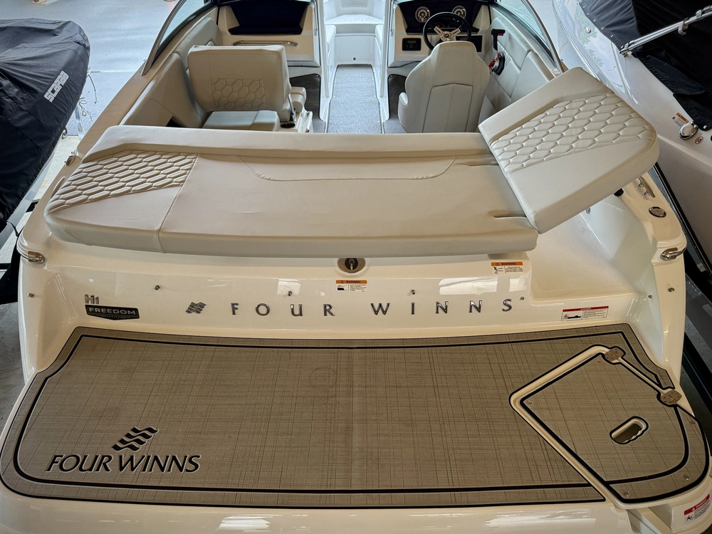 2026 Four Winns H1 Freedom Mercruiser 4.5l alt