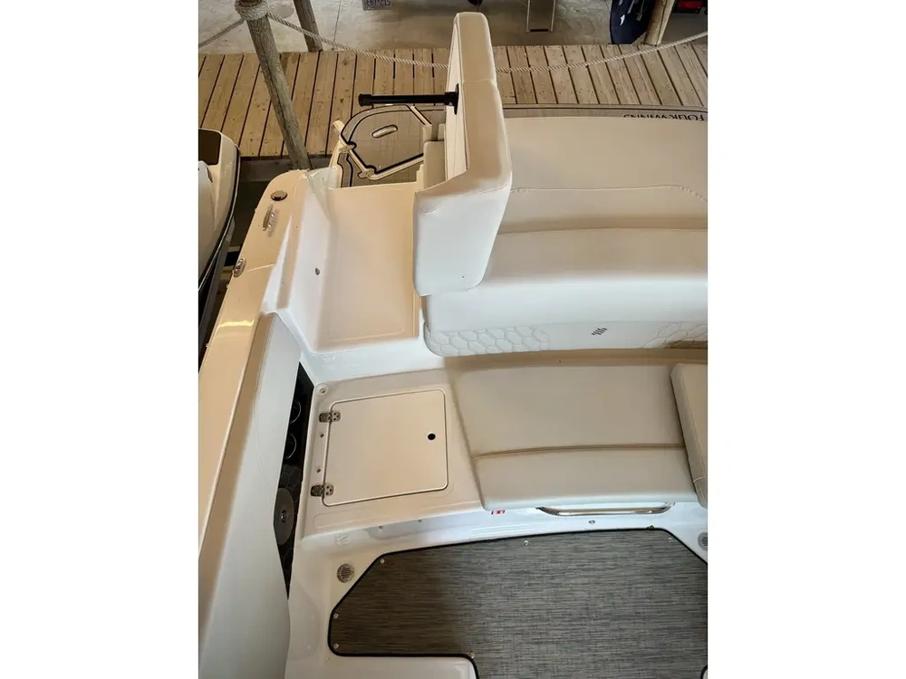 2026 Four Winns H1 Freedom Mercruiser 4.5l alt