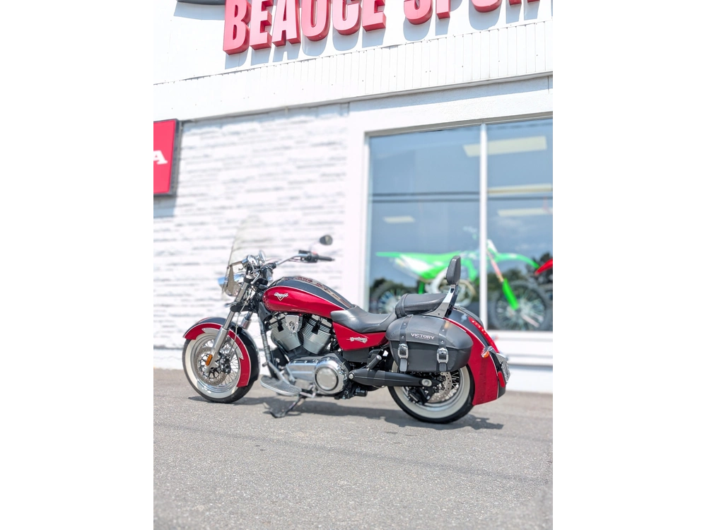 Victory Motorcycles Boardwalk Board Walk 106 Cubes 2014 alt