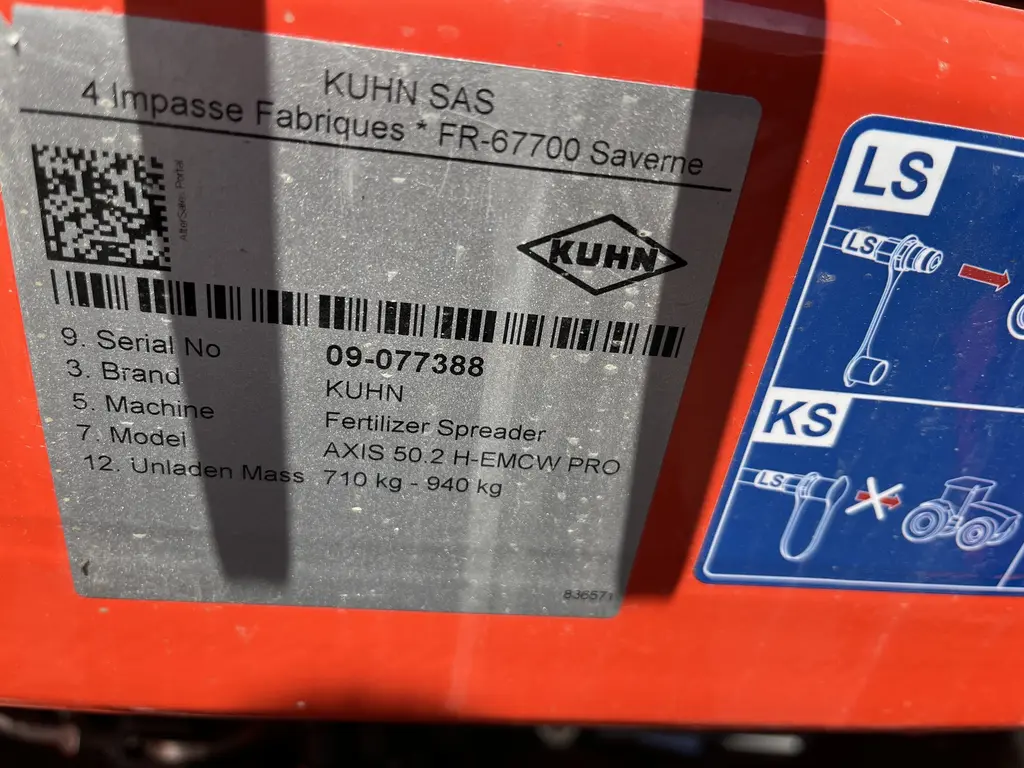 2025 Kuhn AXIS 50.2 H-EMC W