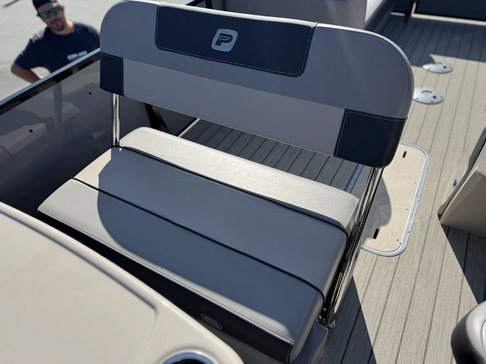 2025 Princecraft Quorum 23rl alt