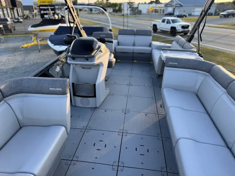 2024 Sea-Doo Switch Cruise 21' 230hp