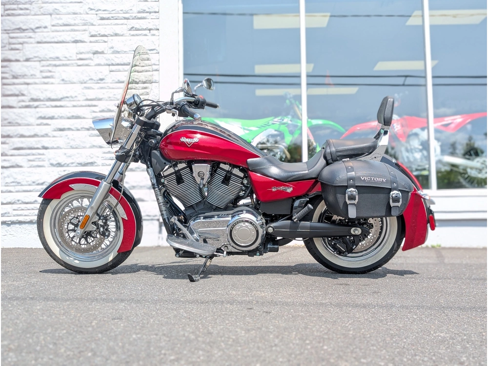 Victory Motorcycles Boardwalk Board Walk 106 Cubes 2014 alt