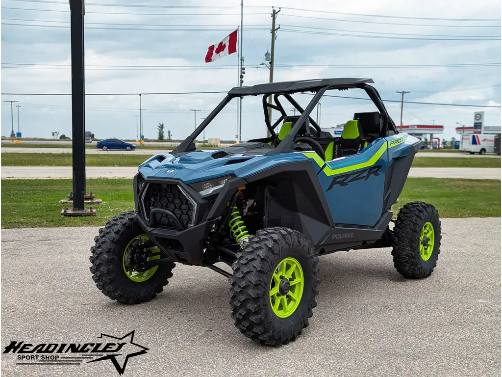 2025 Polaris RZR Pro XP Ultimate // Zenith Blue 