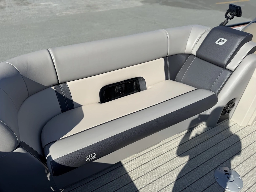 2025 Princecraft Quorum 23rl alt